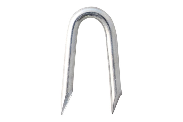 40MM X 4MM FENCING STAPLES (GALV) (2.5KG)