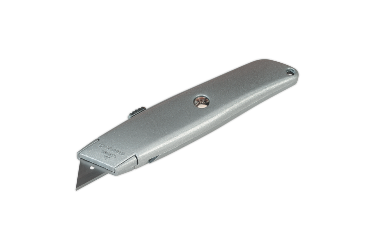 RETRACTABLE UTILITY KNIFE